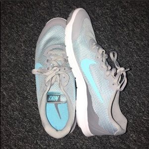 NIKE flex experience running shoe